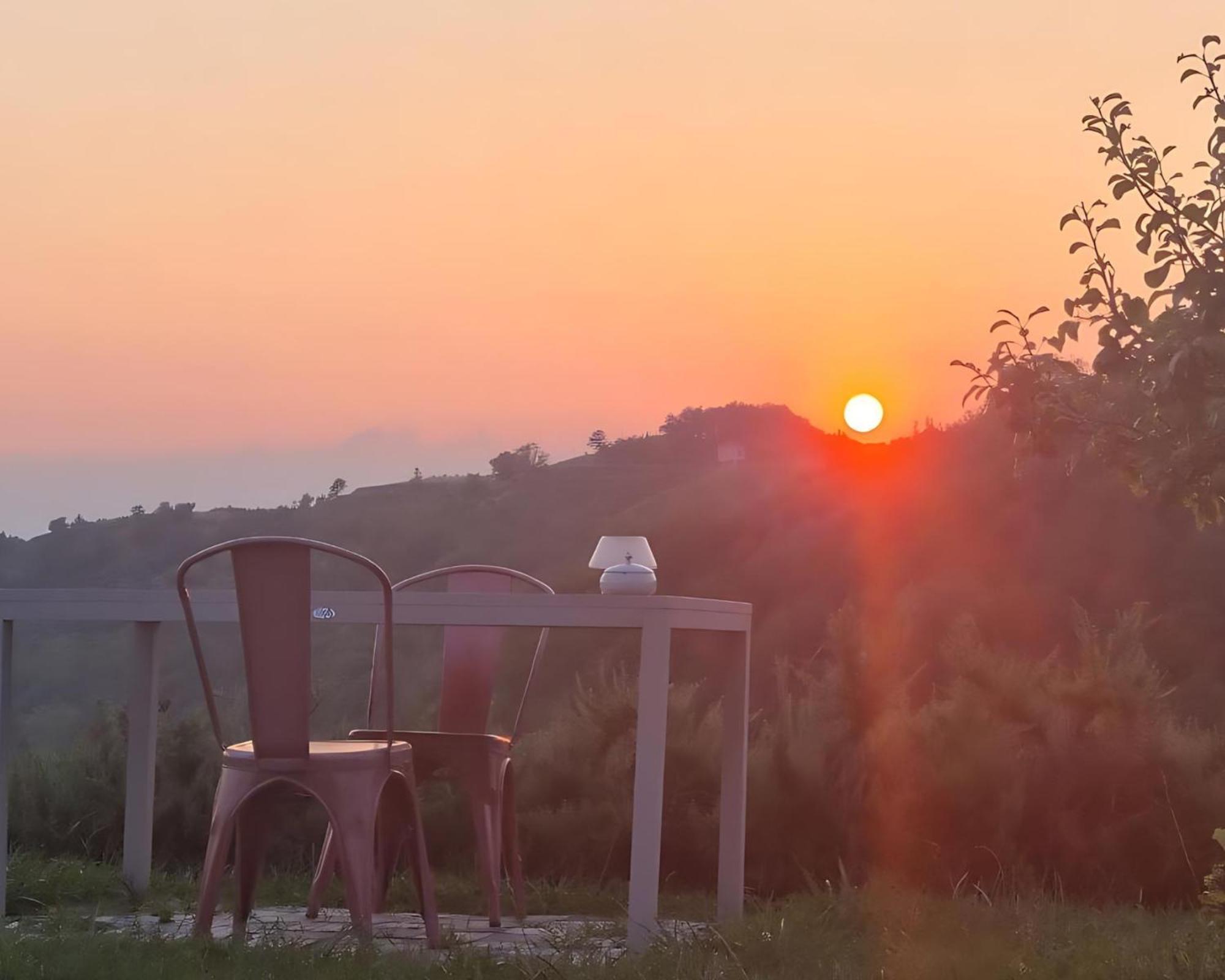 Cascina Facelli - Luxury Country House Bossolasco Ruang foto